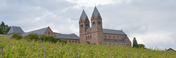 Hildegard von Bingen gründete ein Kloster auf dem Rupertsberg